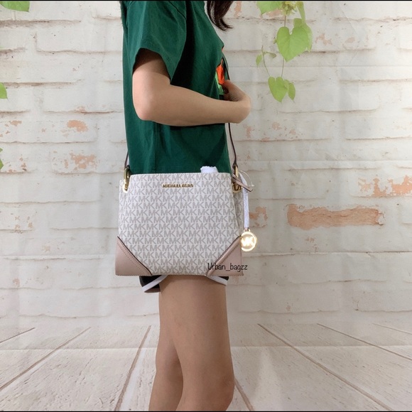 Michael Kors Nicole Large Triple Compartment Bag - Picture 2 of 9